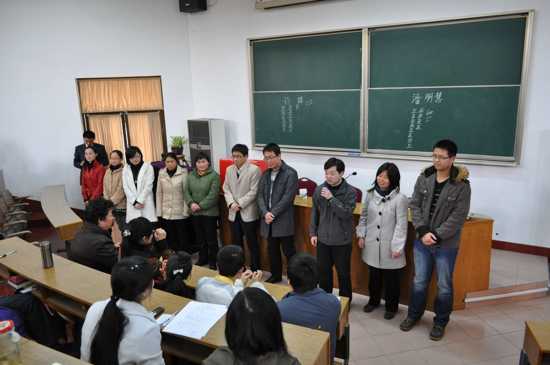 华东神学院学生举行第二十五届学生会选举 华东神学院学生举行第二十五届学生会选举