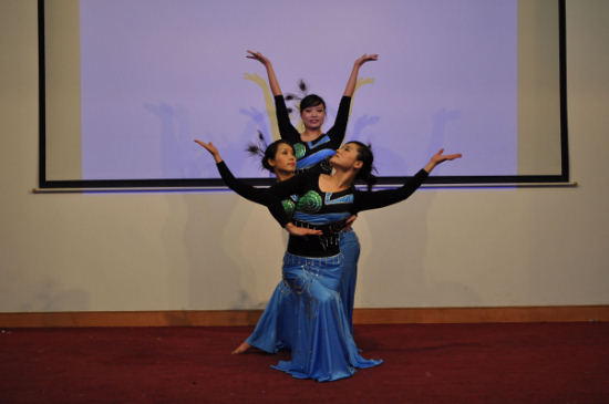 圣诞感恩献心圣餐礼拜和圣诞联欢 圣诞感恩献心圣餐礼拜和圣诞联欢