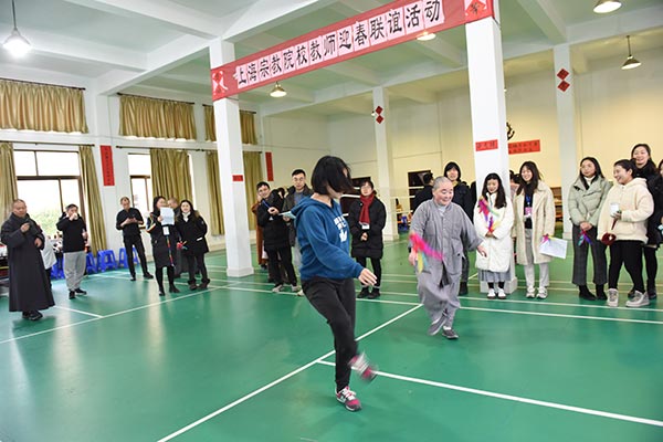 �Ϻ����ڽ�ԺУ��ʦ�˶����ڻ�����ѧԺ����